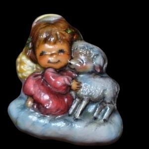 Recovered Vtg Hallmark brooch pin from 1976, designed by artist Mary Hamilton 20